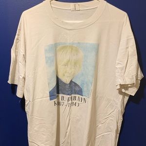 Vintage 90’s Kurt Cobain memorial shirt